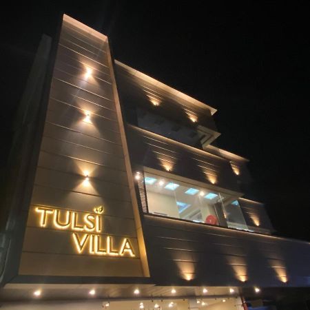 Hotel Tulsi Villa Dehradun Zewnętrze zdjęcie