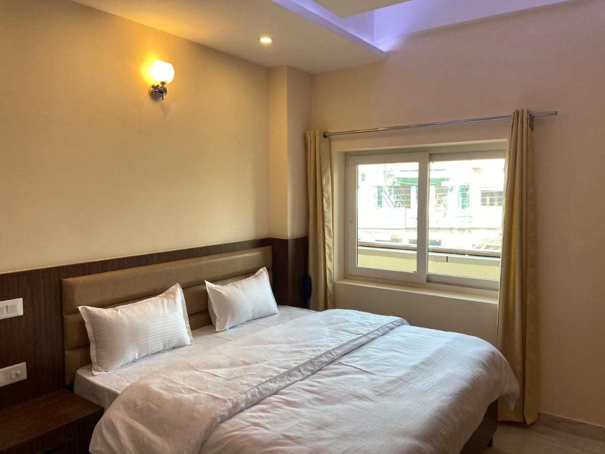 Hotel Tulsi Villa Dehradun Zewnętrze zdjęcie