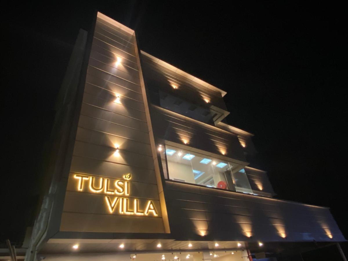 Hotel Tulsi Villa Dehradun Zewnętrze zdjęcie